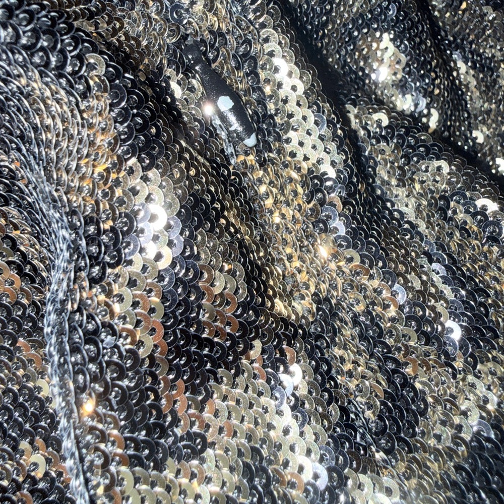 ASTR the label Selene size small leopard sequin mini wrap dress gold with sleeve - Picture 15 of 15
